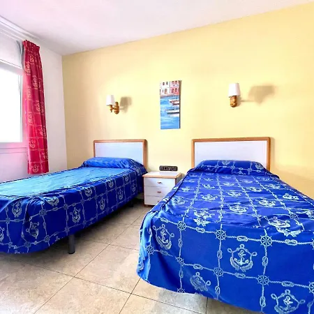 Apartamento De 1 Dormitorio Frente Al Mar En Appartement *