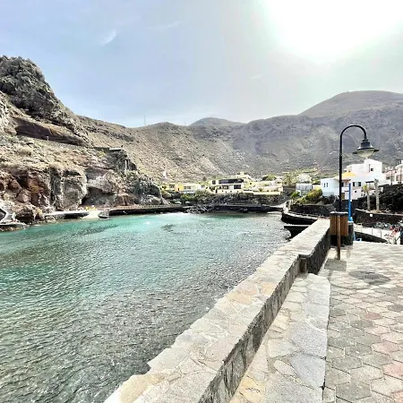 Apartamento De 1 Dormitorio Frente Al Mar En Tamaduste