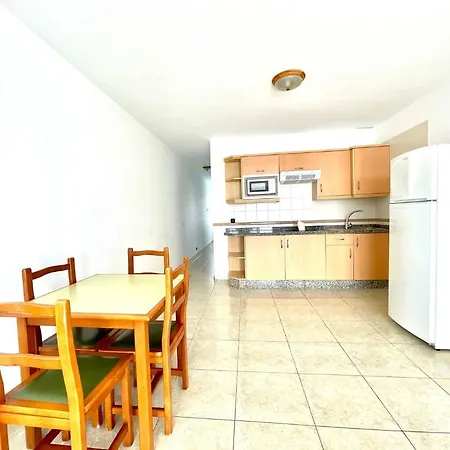 Apartamento De 1 Dormitorio Frente Al Mar En Appartement Tamaduste